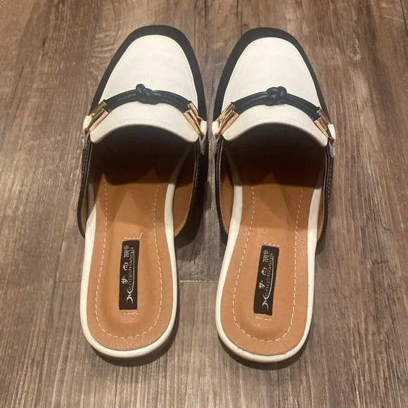 Black and white retro style, penny slip on loafers - faux leather - Sz43 fits 10 - Picture 2 of 6